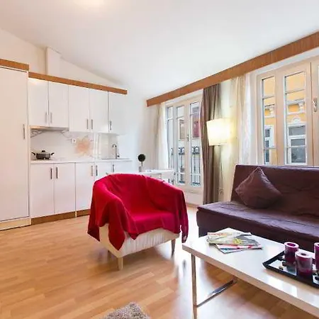 Aparthotel Aretias Antique House 2*
