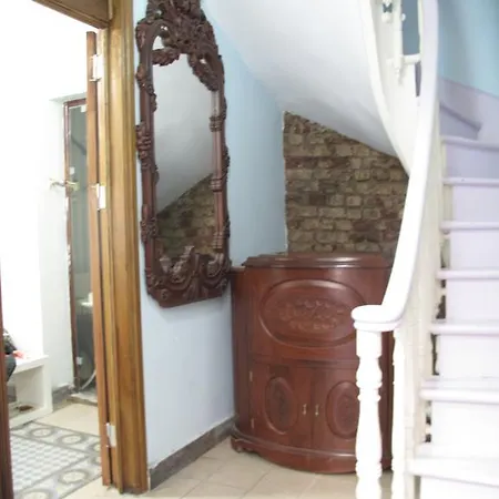 Aretias Antique House Aparthotel